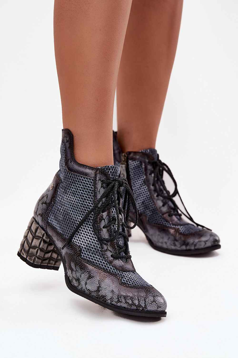 Heel boots model 219582