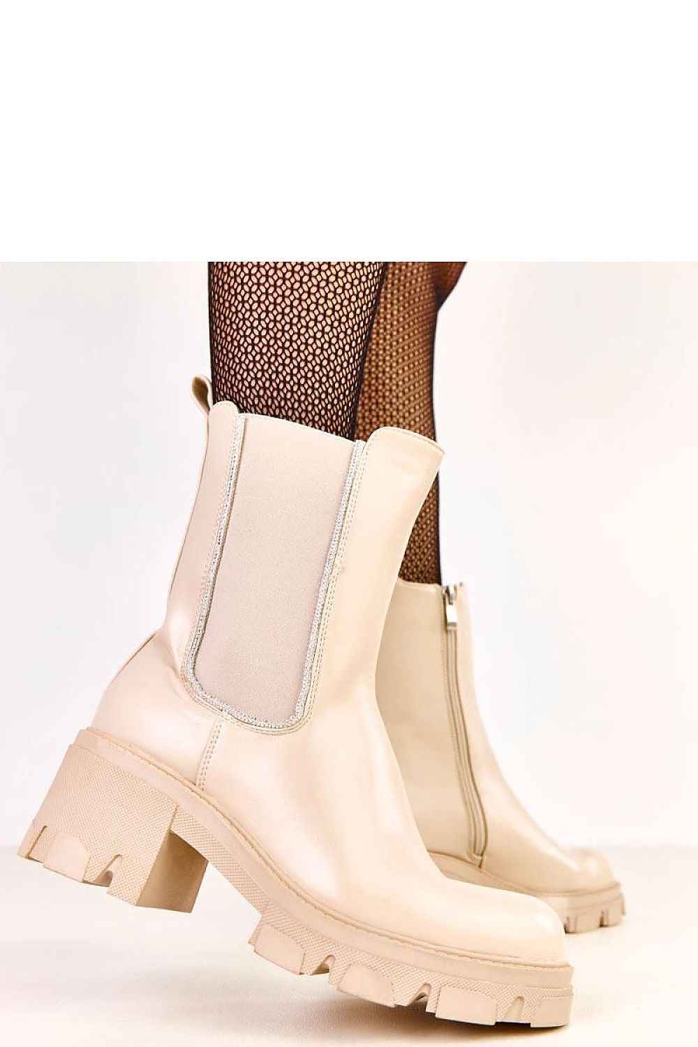 Heel boots model 219632