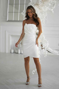 Short dress model 219700