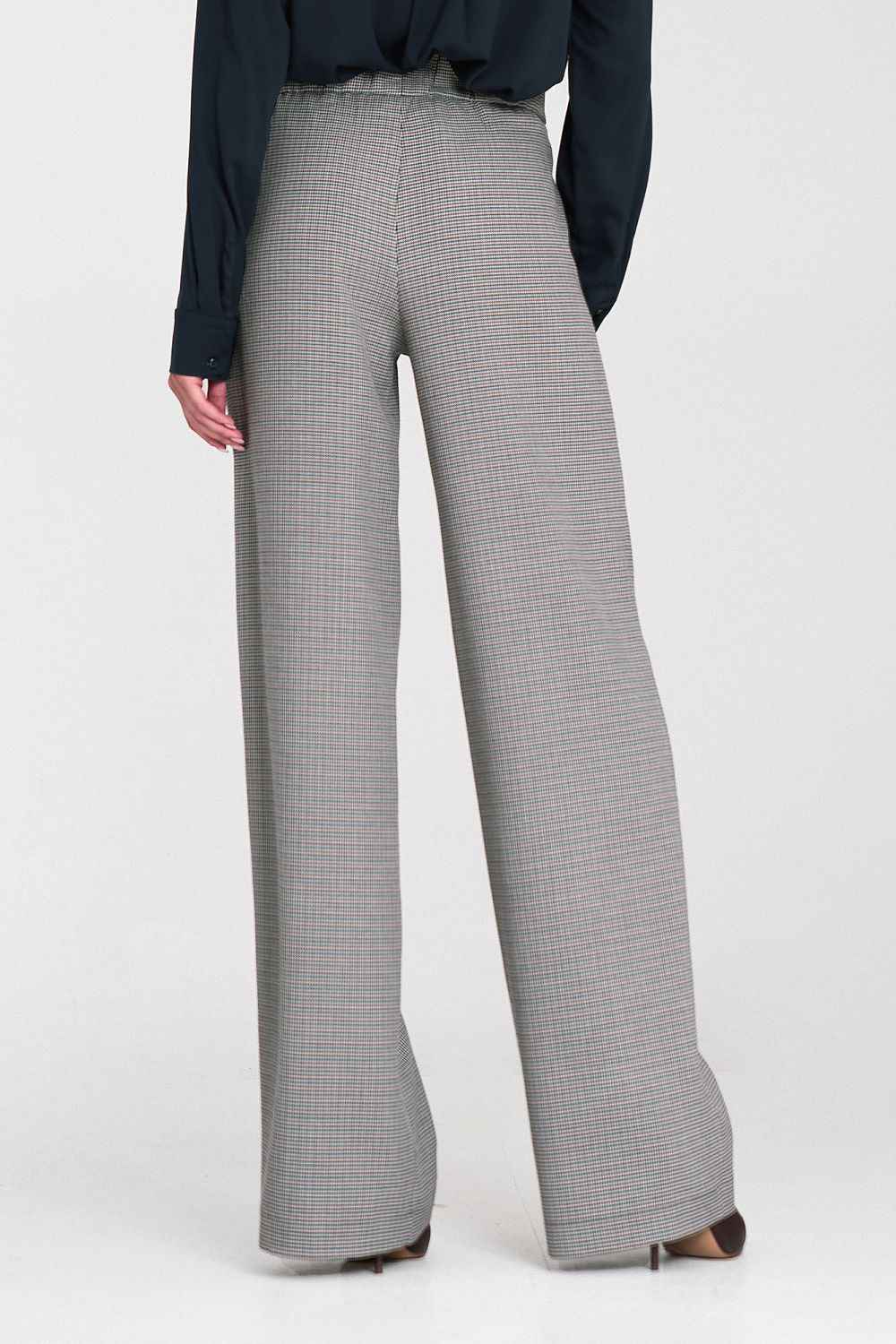 Women trousers model 219763