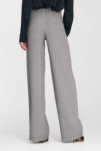 Women trousers model 219763