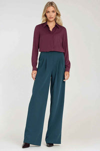 Women trousers model 219764