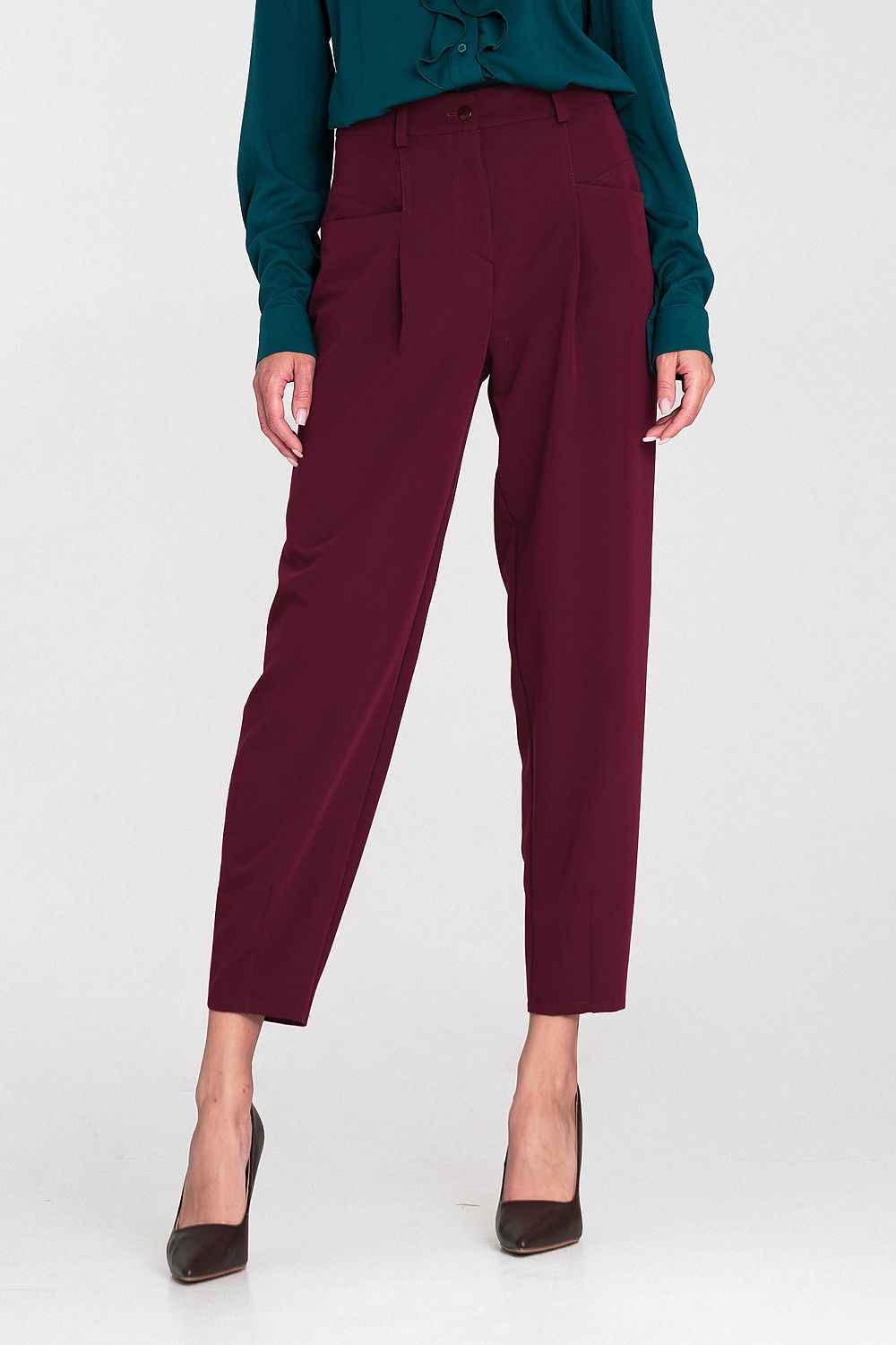 Women trousers model 219765