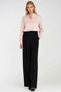 Women trousers model 219776