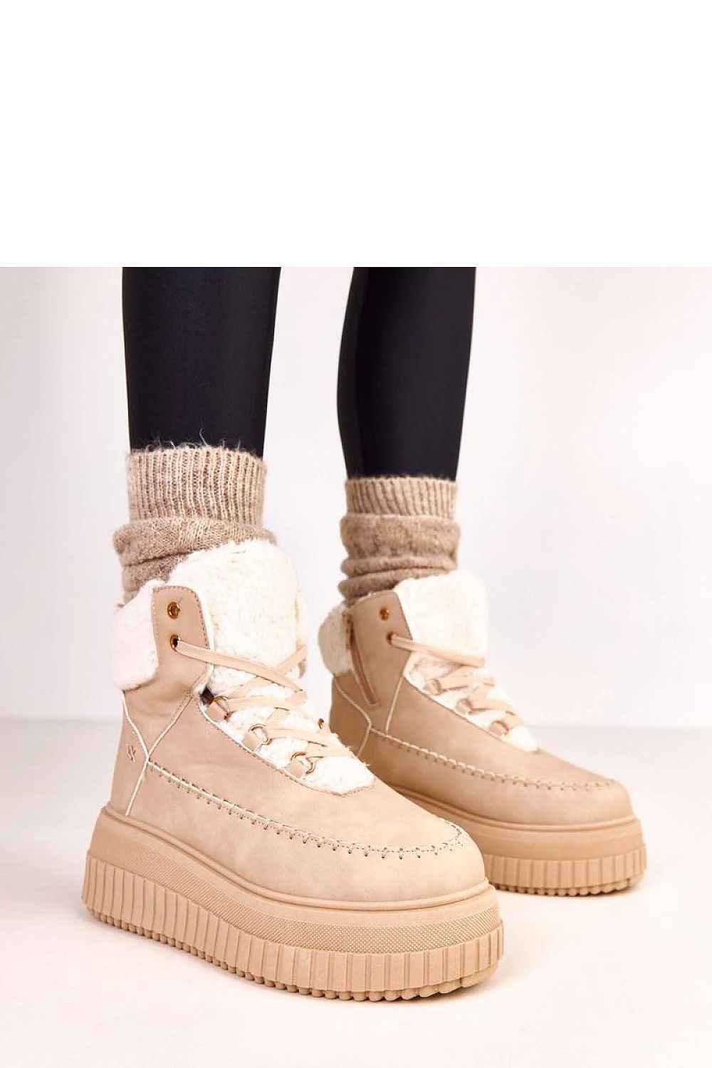 Sport boots model 219938