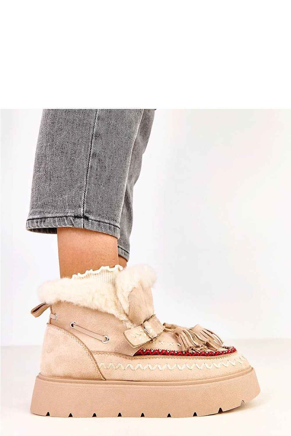 Snow boots model 219945