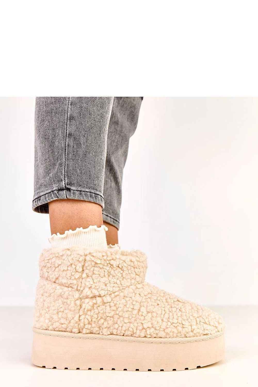 Snow boots model 219949