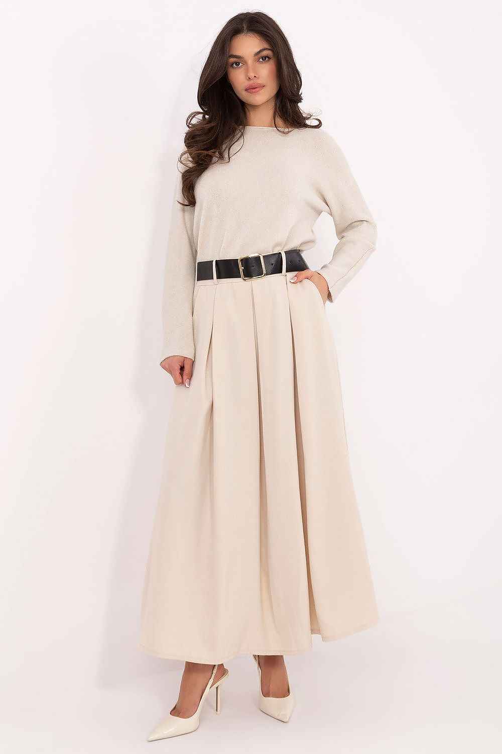 Long skirt model 220036