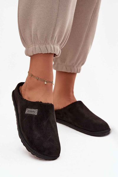 Slippers model 220070