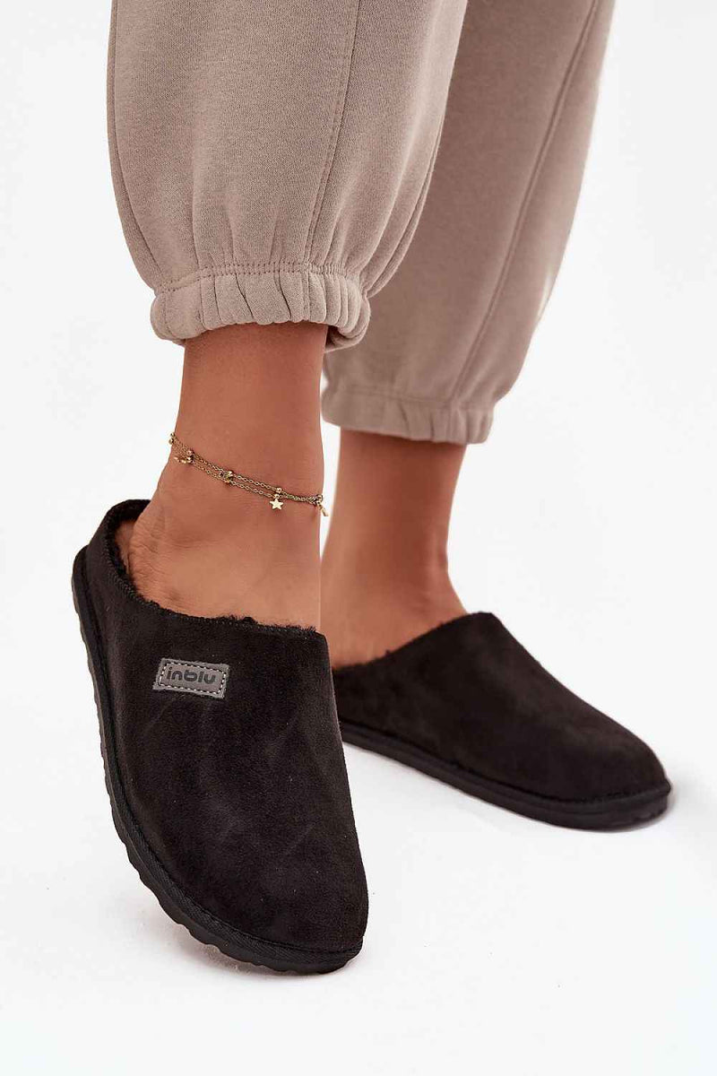 Slippers model 220070