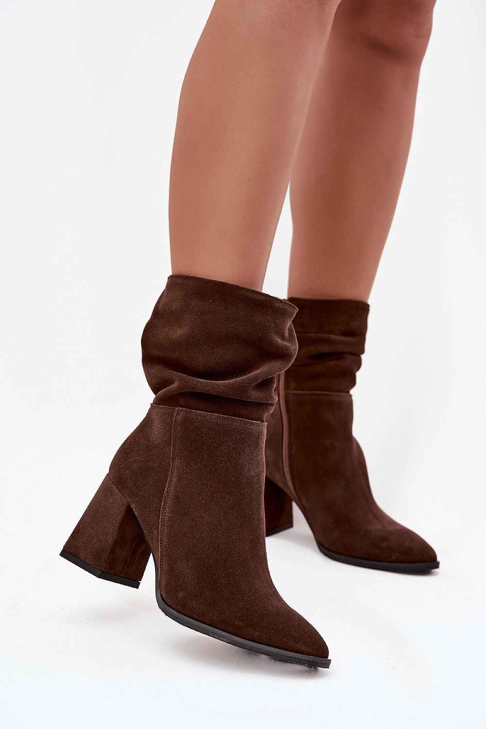Heel boots model 220192