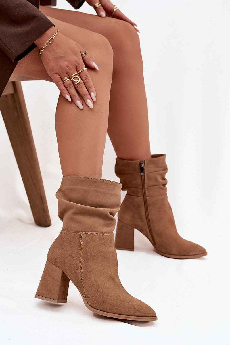 Heel boots model 220195