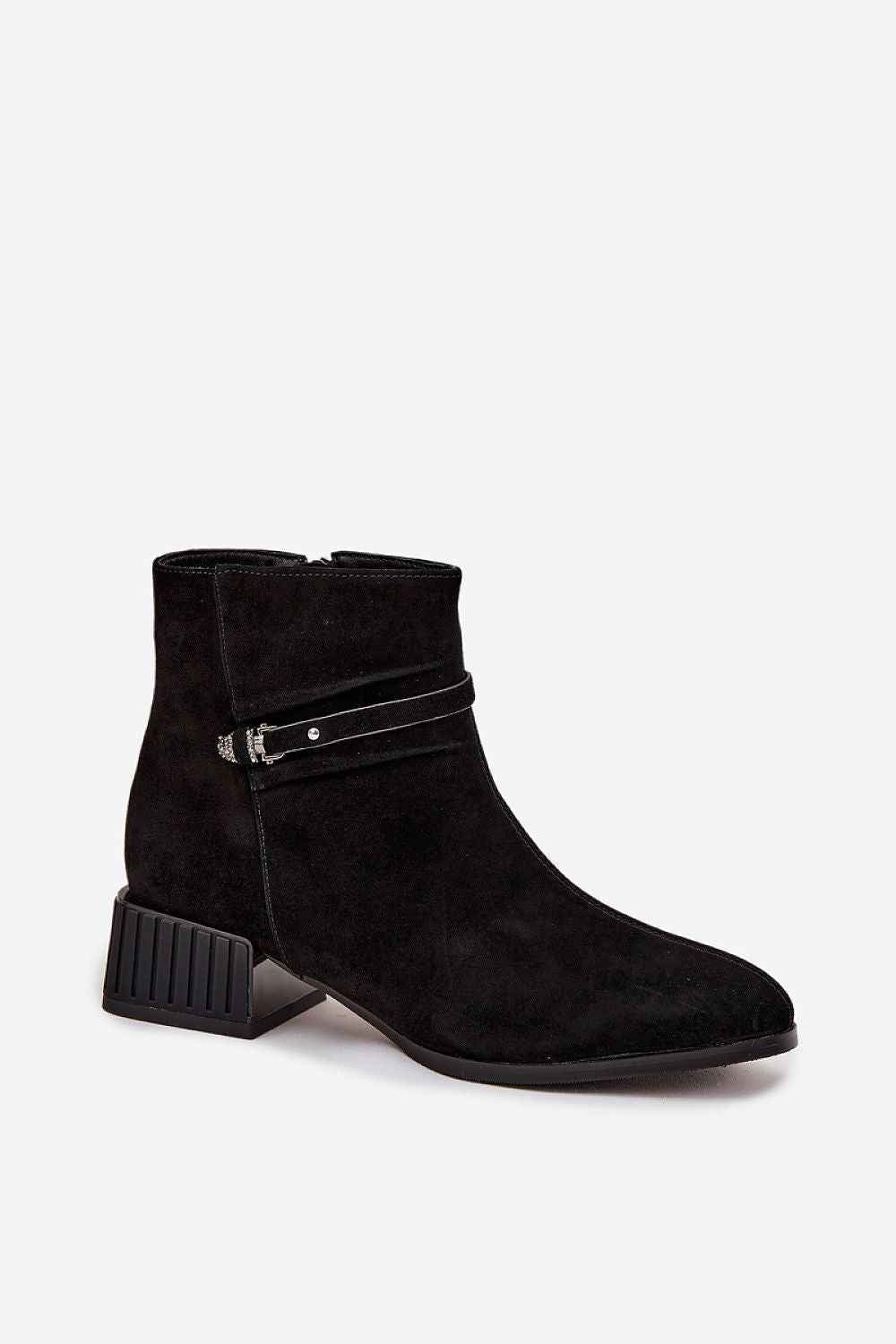 Heel boots model 220200