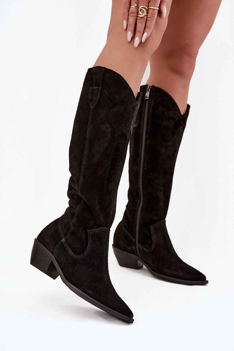 Heel boots model 220210