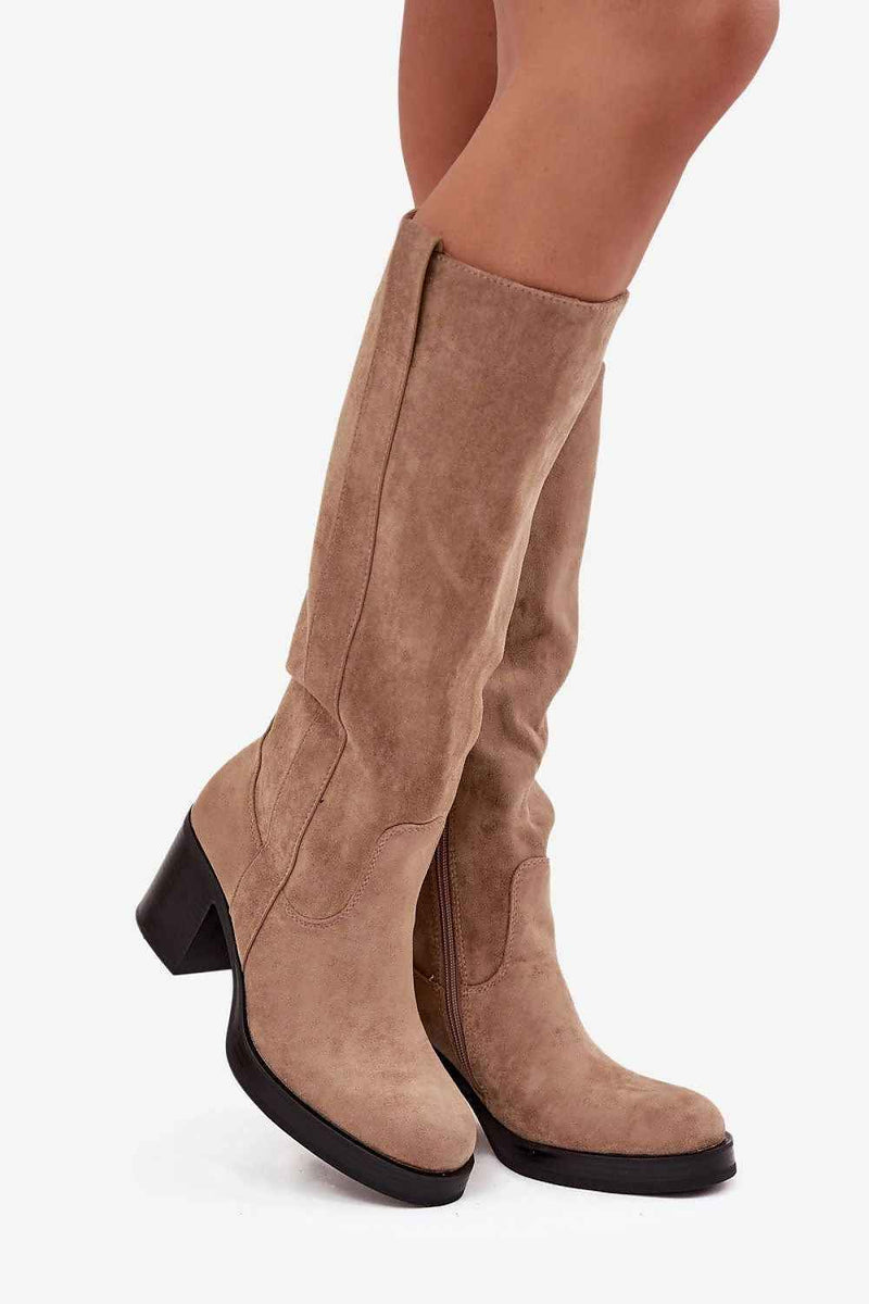 Heel boots model 220225