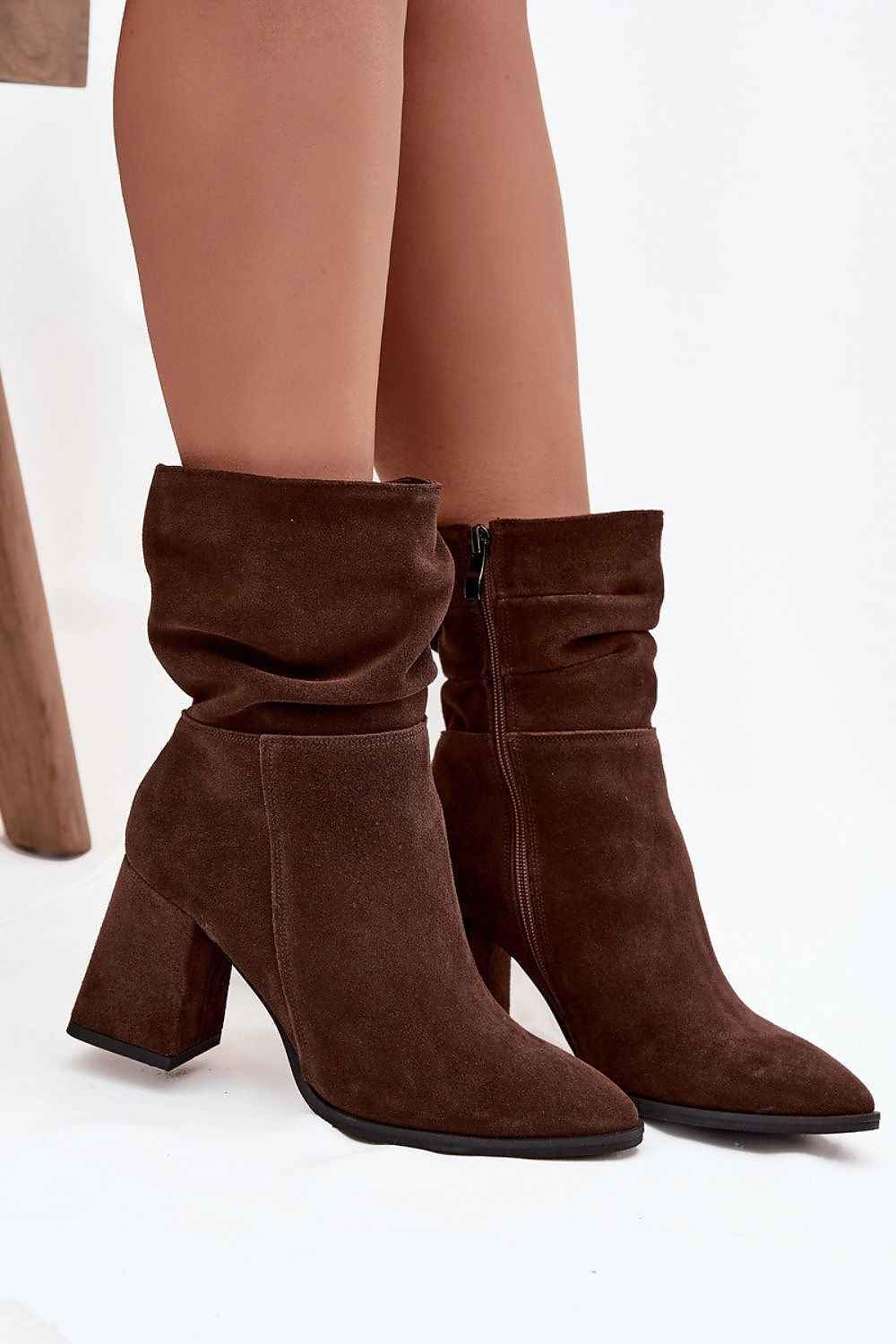 Heel boots model 220192