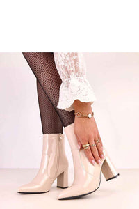 Heel boots model 220250