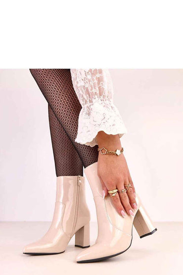 Heel boots model 220250