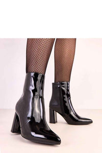 Heel boots model 220251