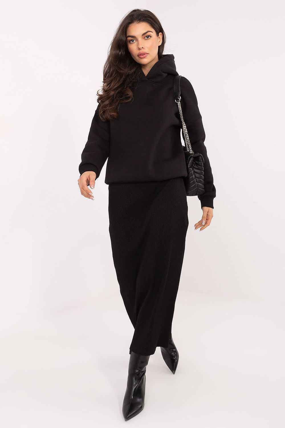 Sweatshirt model 220401