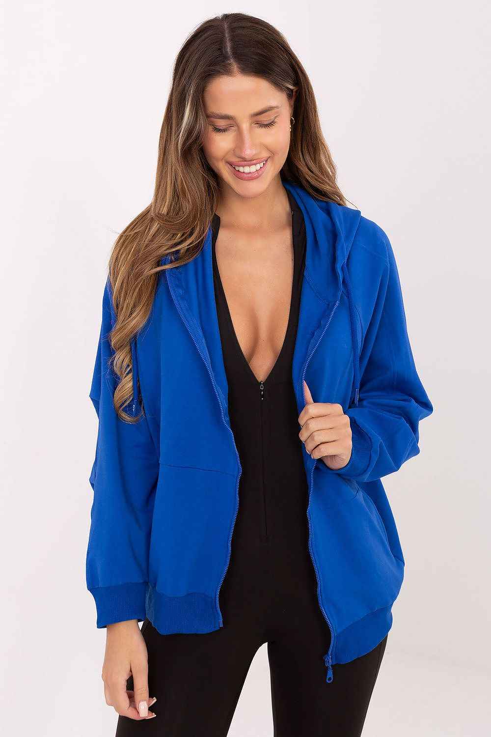 Sweatshirt model 220406