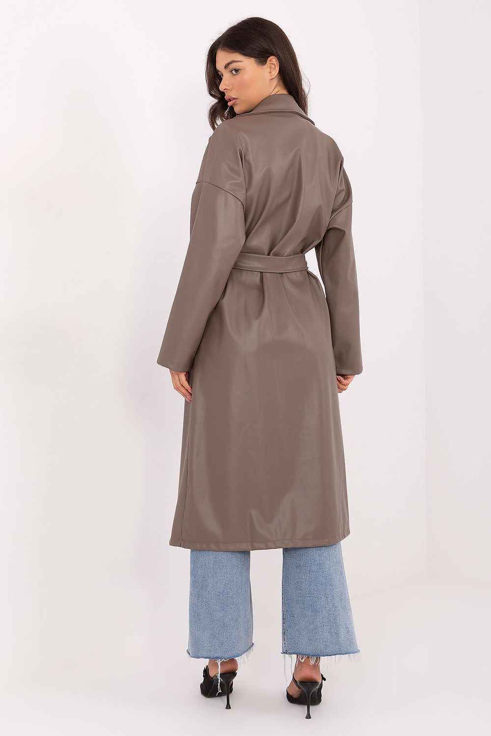 Coat model 220455