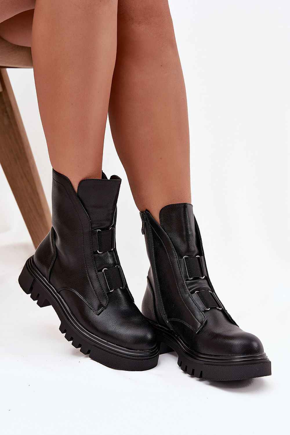 Boots model 220502