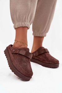 Slippers model 220535