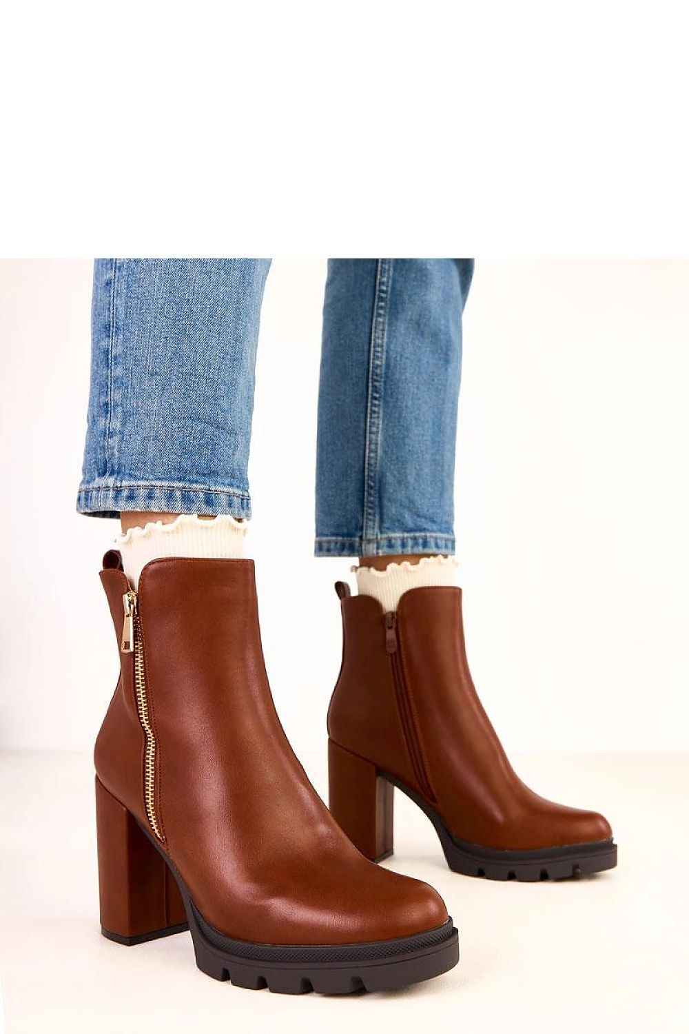 Heel boots model 220577