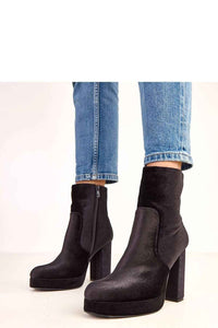 Heel boots model 220581
