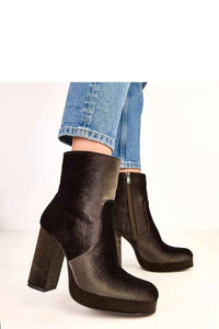 Heel boots model 220583