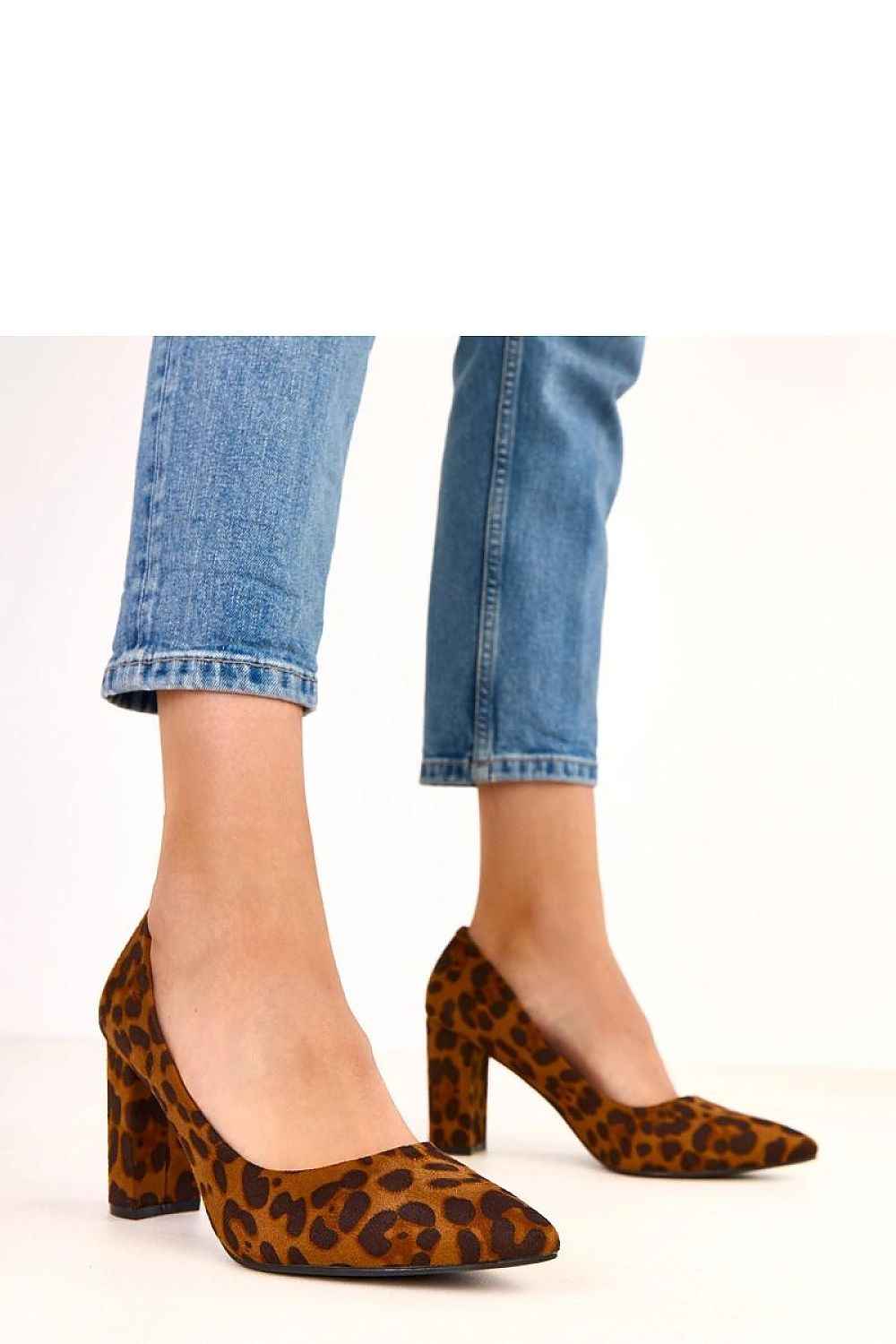 Block heel pumps model 220594