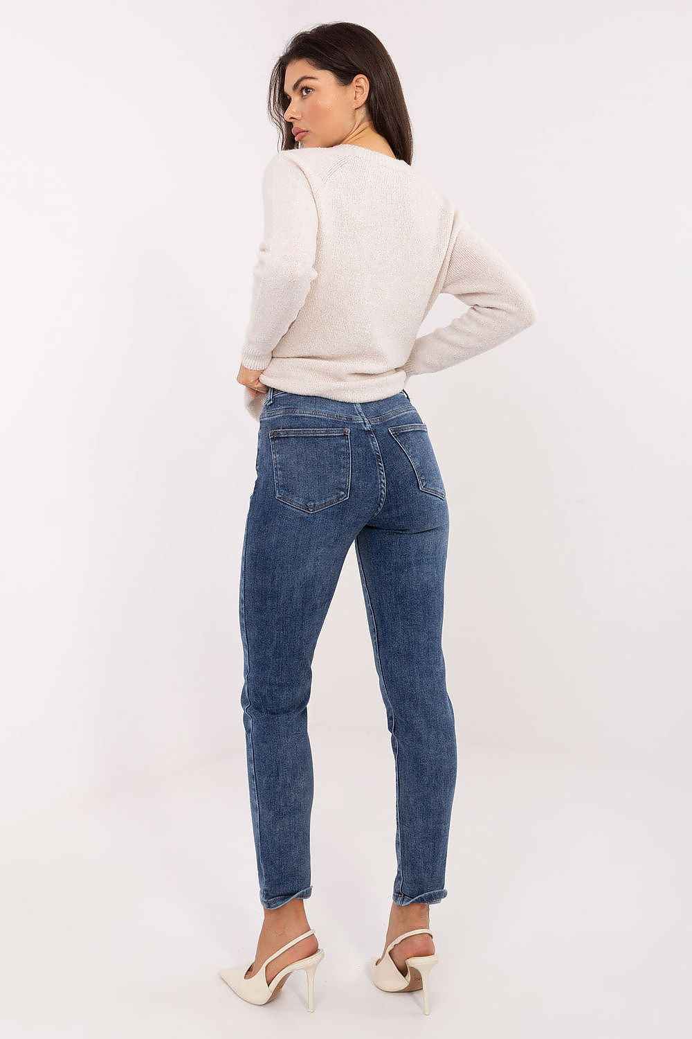 Jeans model 220623
