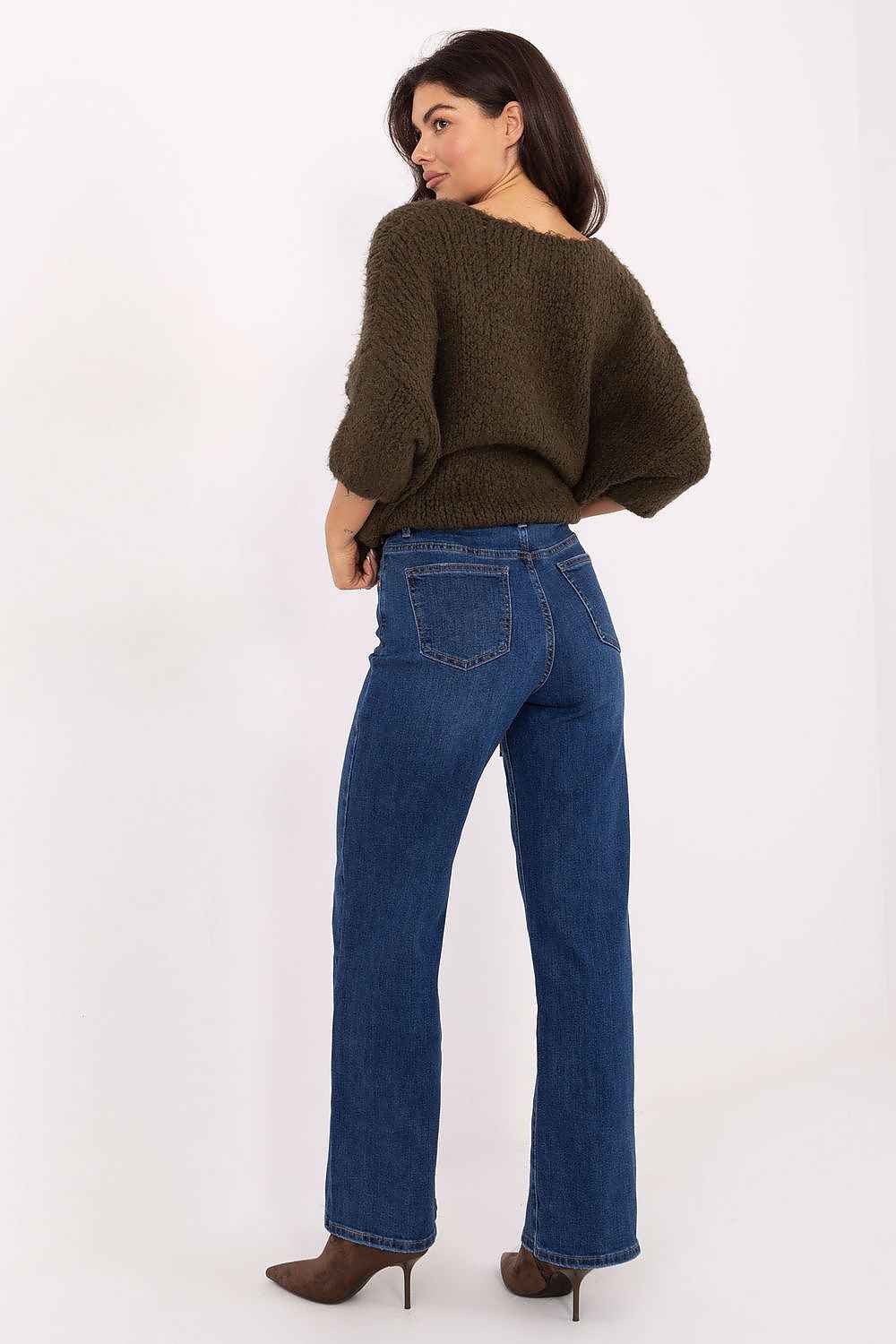 Jeans model 220624
