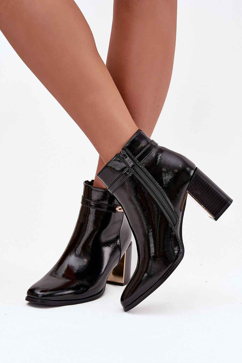 Heel boots model 220691