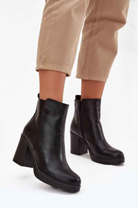 Heel boots model 220709