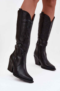 Heel boots model 220714