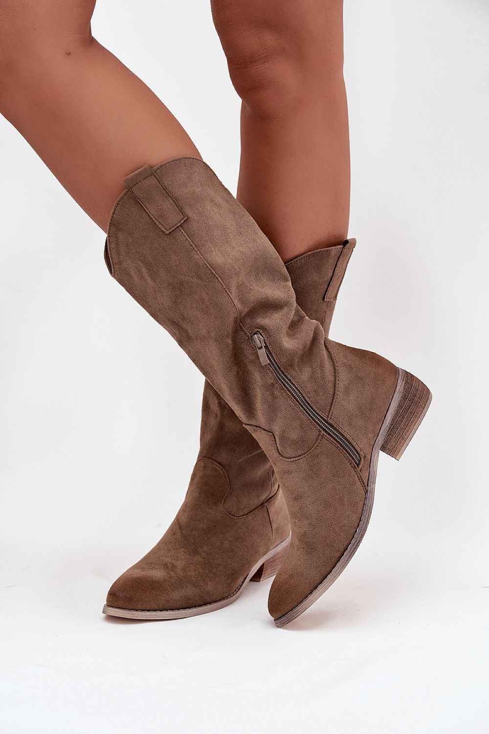 Heel boots model 220716