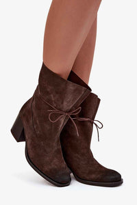 Heel boots model 220704