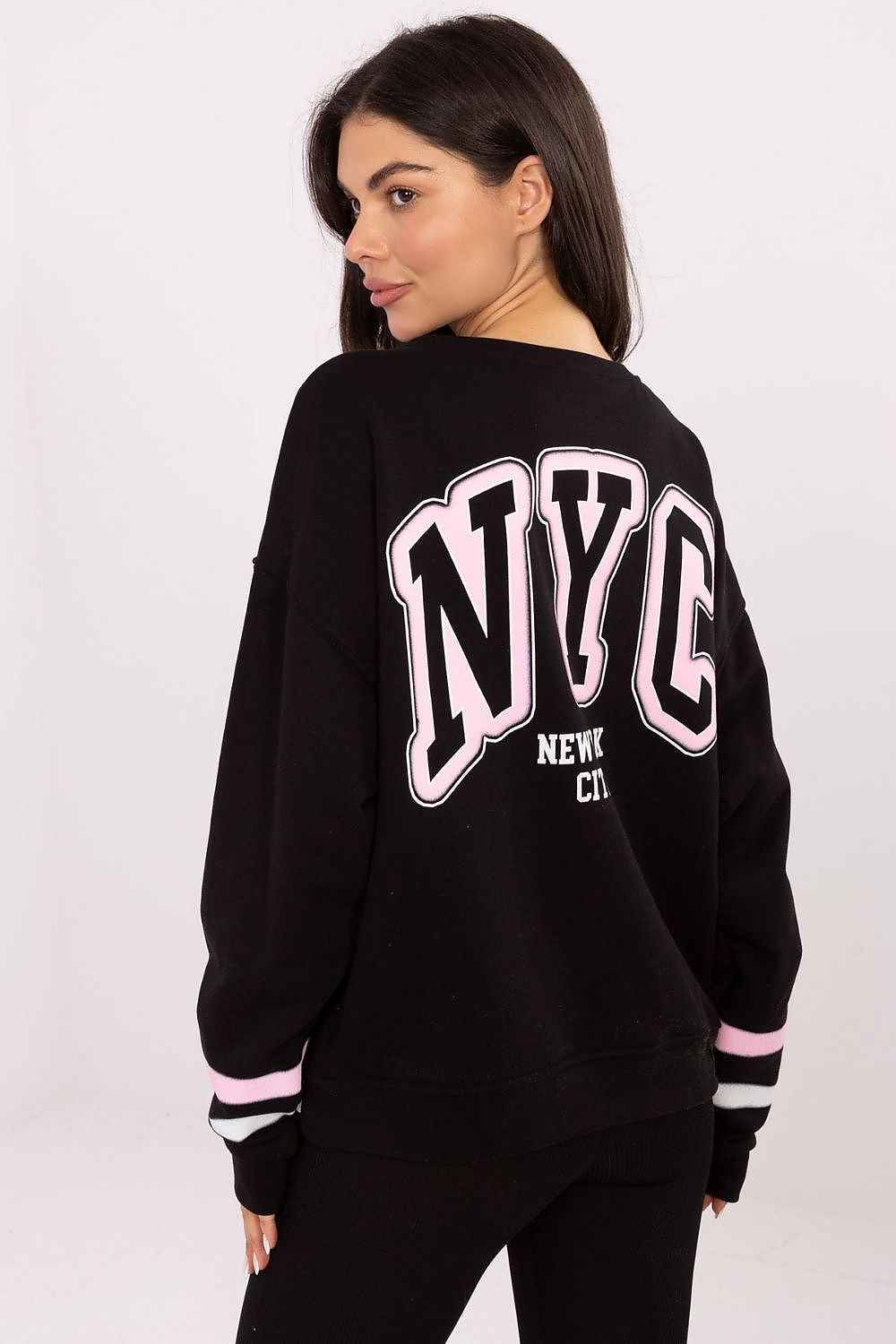 Sweatshirt model 220952