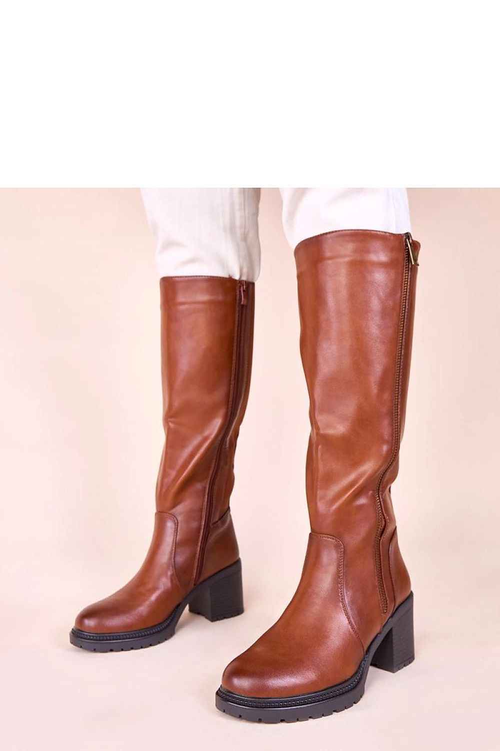 Heel boots model 221004