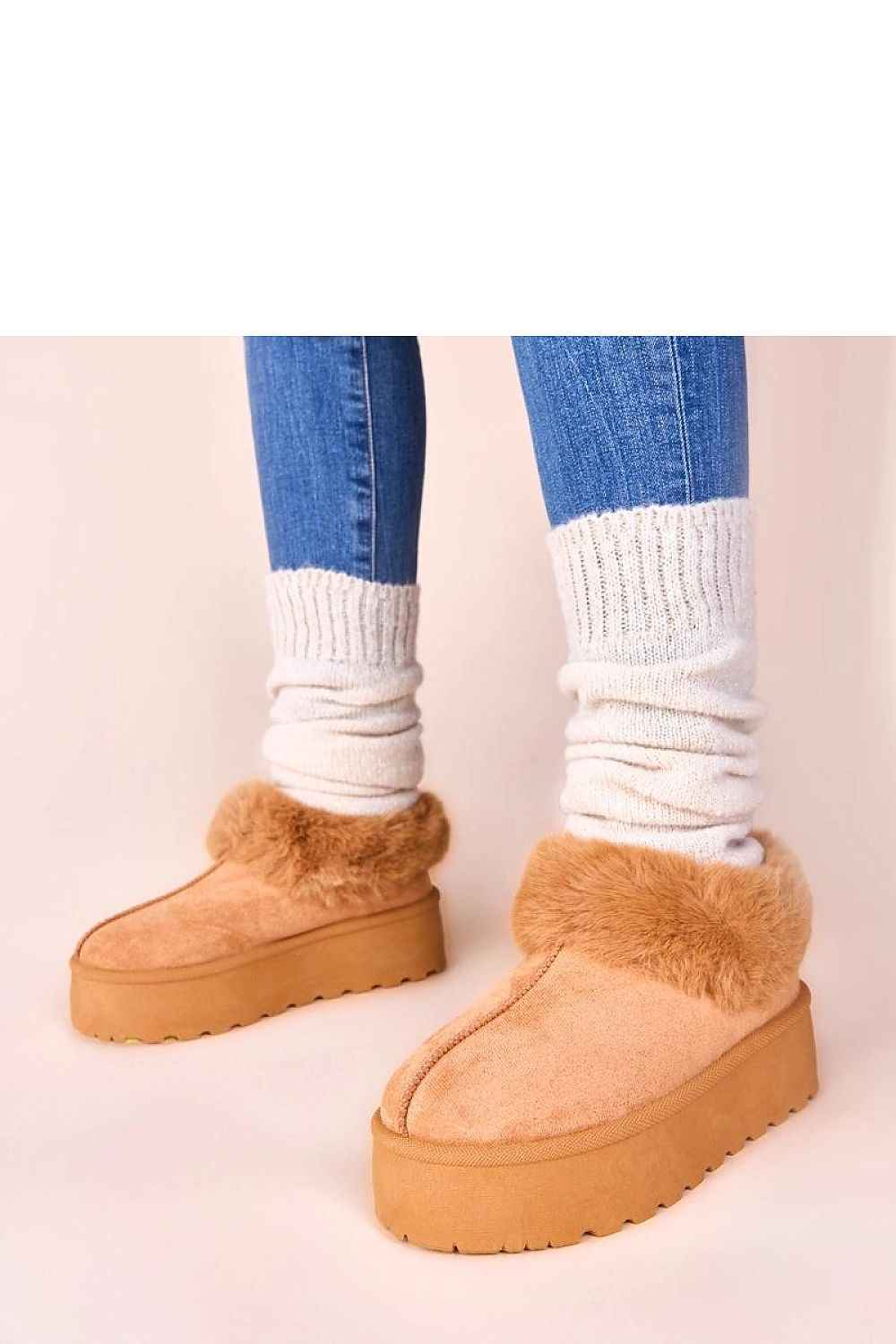 Snow boots model 221010