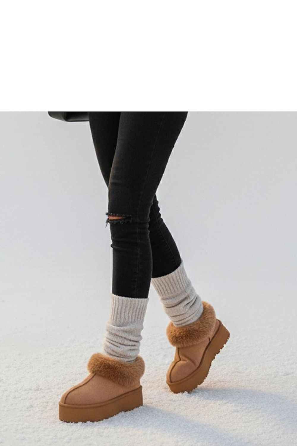 Snow boots model 221010