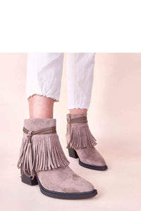 Heel boots model 221020