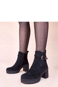 Heel boots model 221022