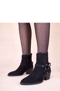 Heel boots model 221024