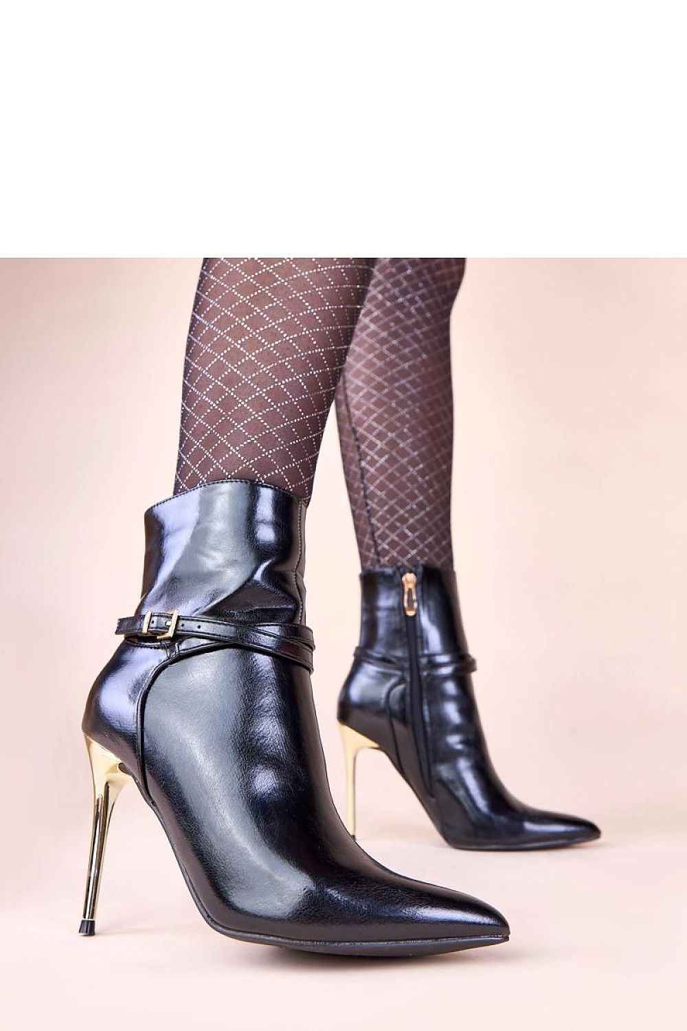 Heel boots model 221028