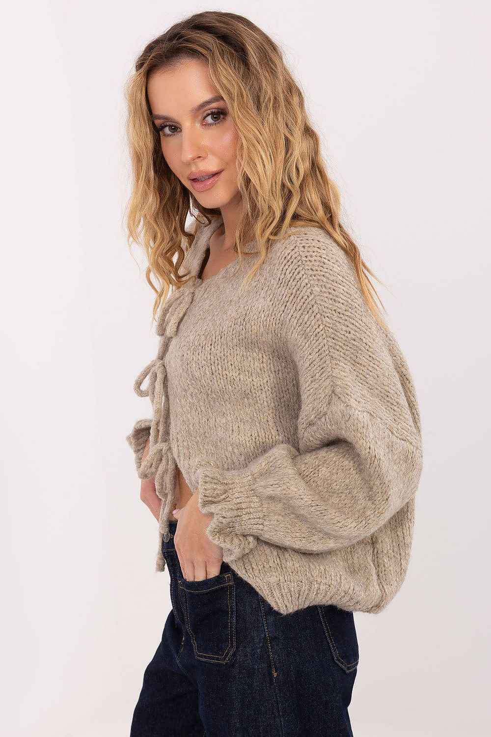 Cardigan model 221067