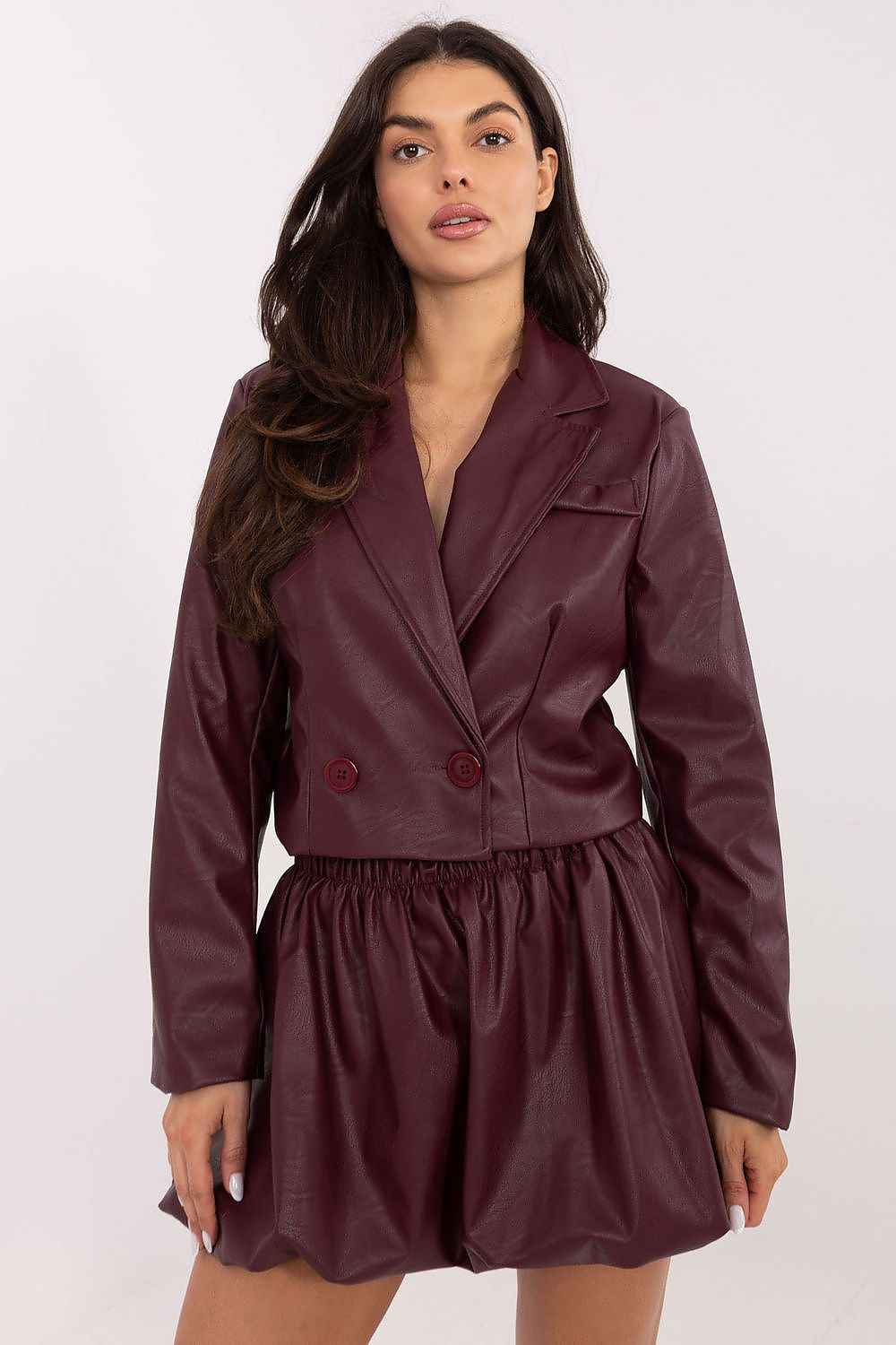 Short skirt model 221081