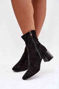 Heel boots model 221123